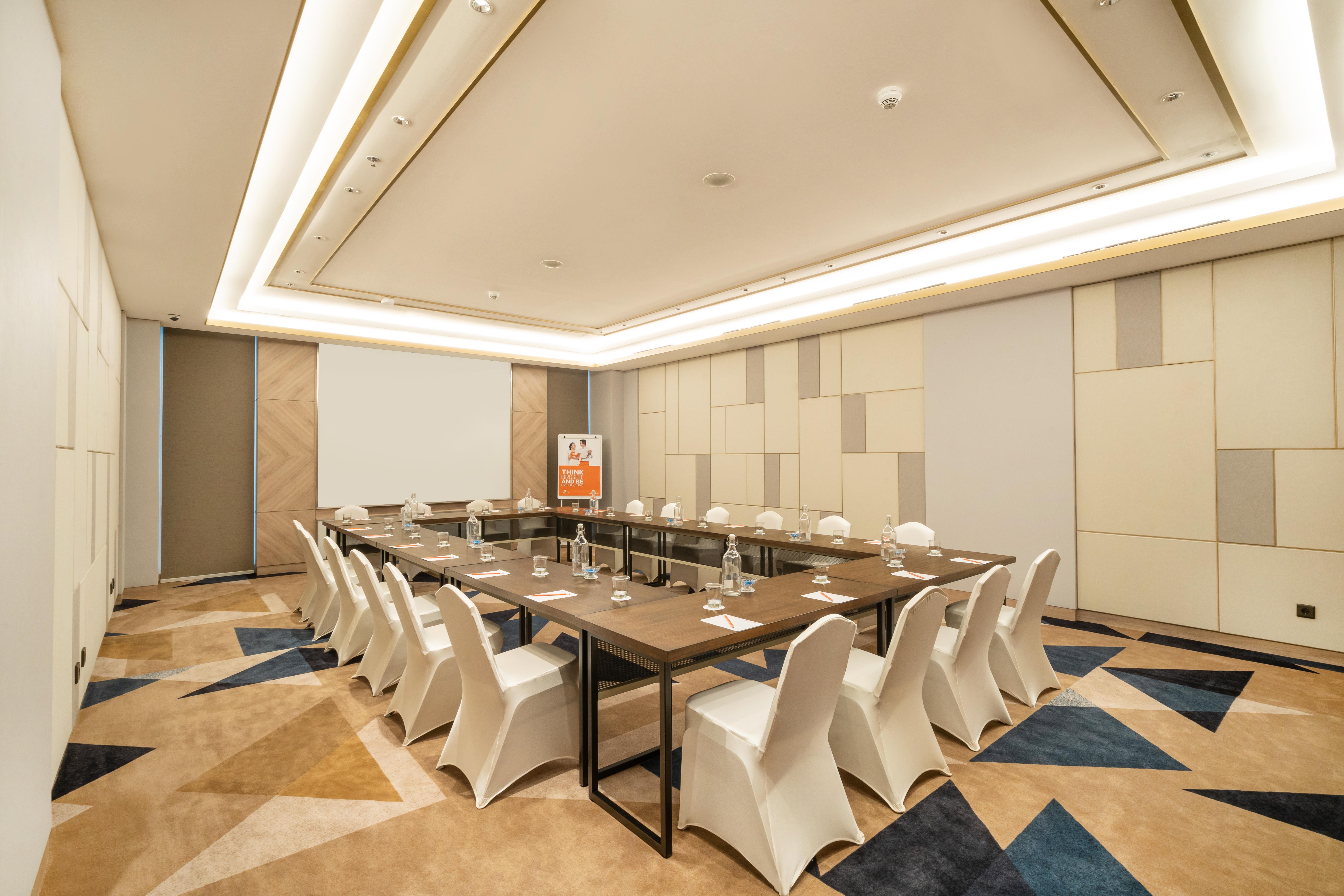 Harris Suites Puri Mansion Jakarta Eksteriør billede